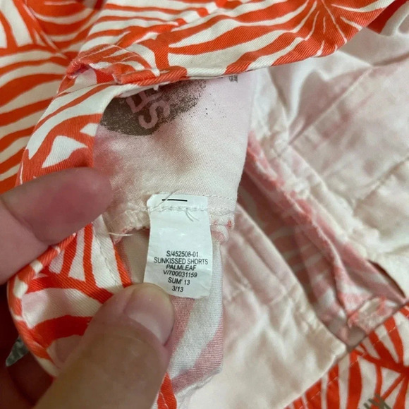 Women’s Gap coral monstera leaf print khaki sunkissed shorts size 4 - Picture 6 of 6